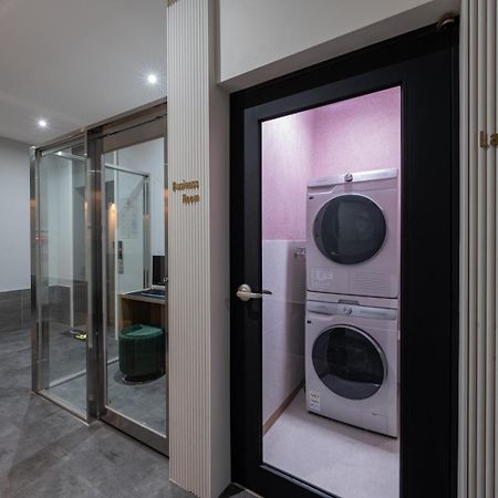 H-Avenue Hotel Munhyeon Busan Bagian luar foto