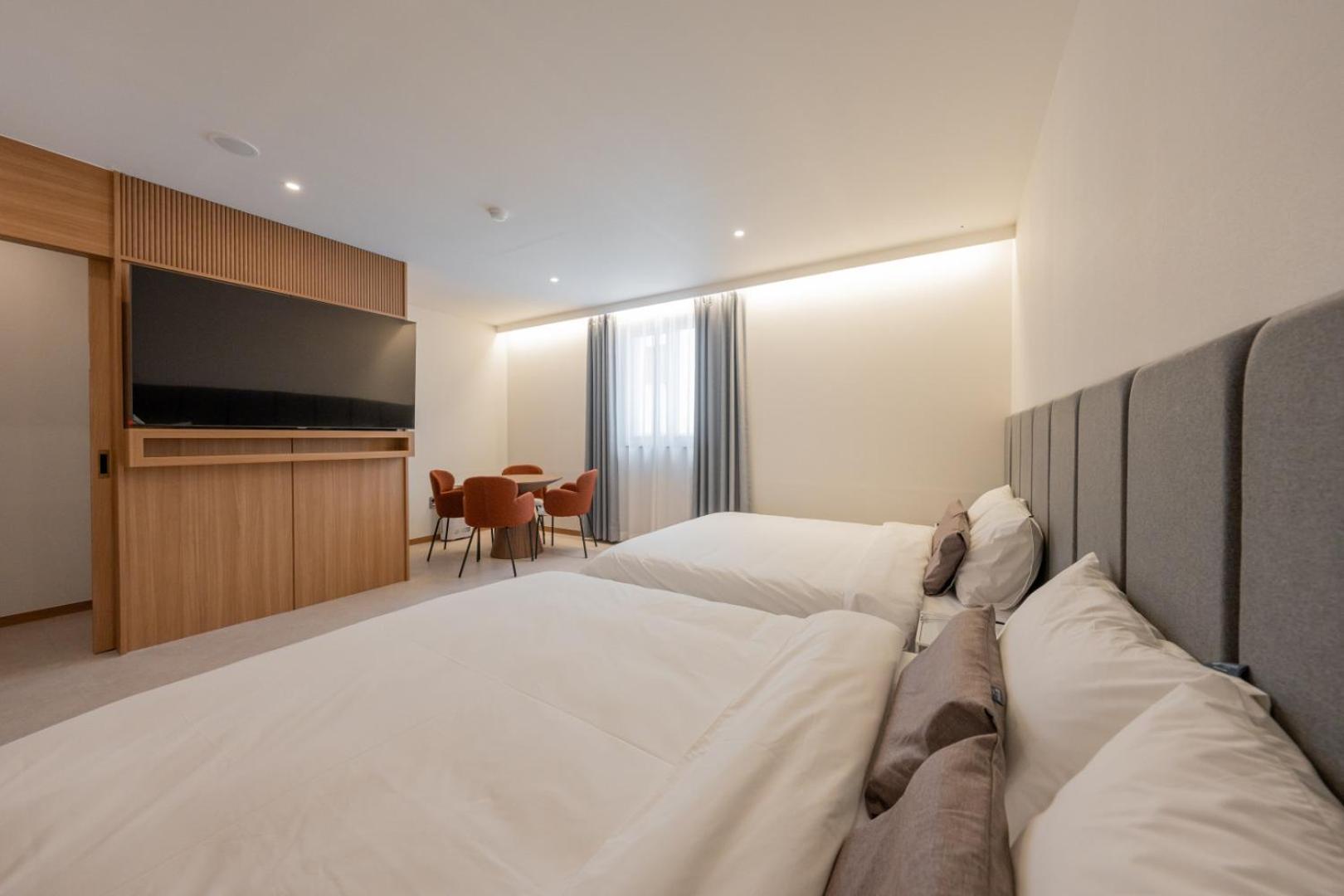 H-Avenue Hotel Munhyeon Busan Bagian luar foto